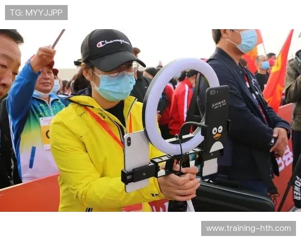 龙兴足球场盛大球星见面会精彩回顾与粉丝互动活动全程回顾